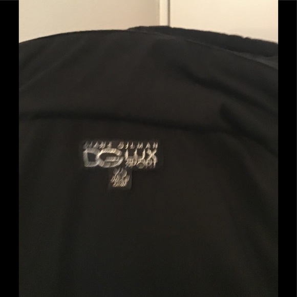 ๐ EUC Puffer Vest Removable Hood DG LUX! Excellent Like NEW!! - Picture 2 of 4